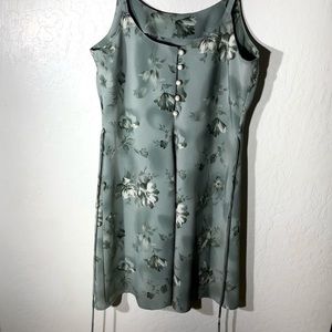 Dorée Dress. Size 5/6. Mid thigh length.